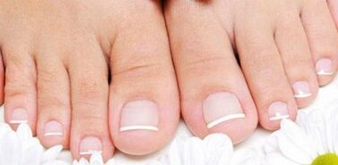 Prévention de l'apparence du champignon sur les ongles des jambes